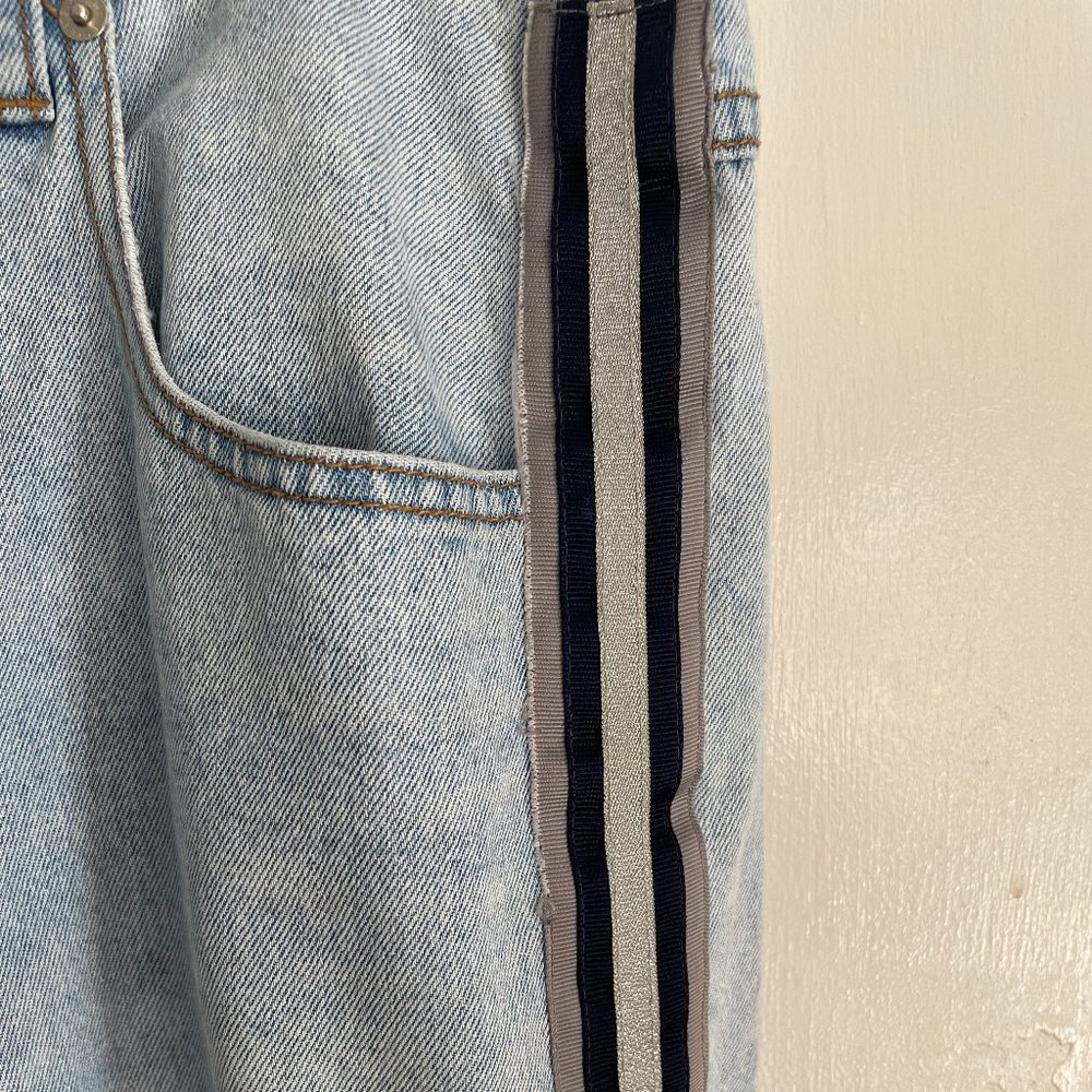 Vintage Y2K Light-wash Cache Jeans with Athletic Piping Women's Size 12